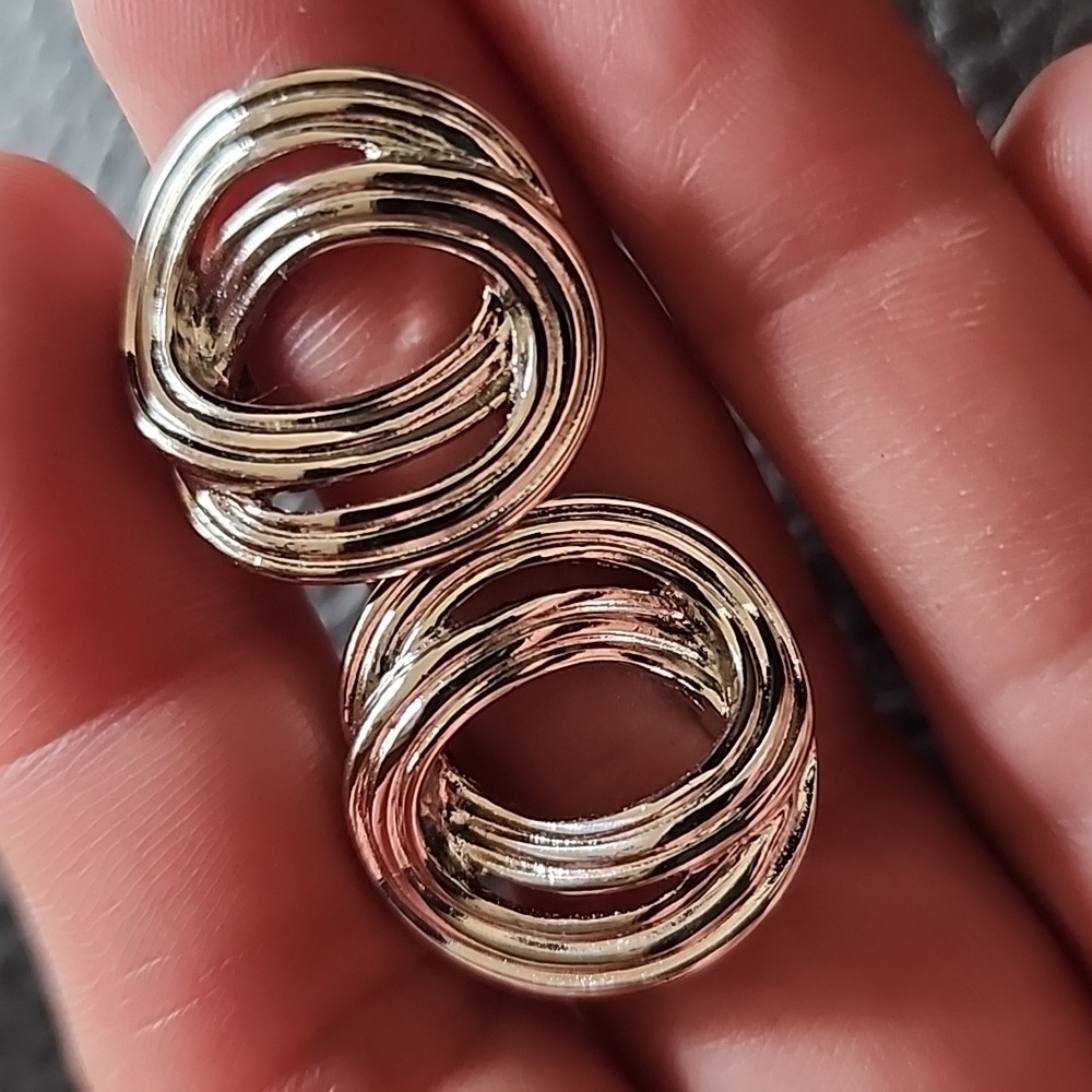 VTG Silver Knot Monet Clip Earrings